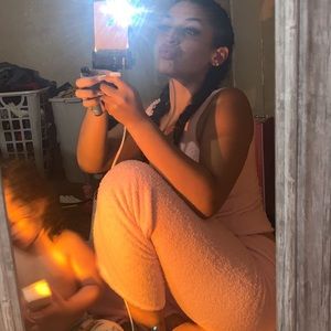 Meet your Posher, Kaelin